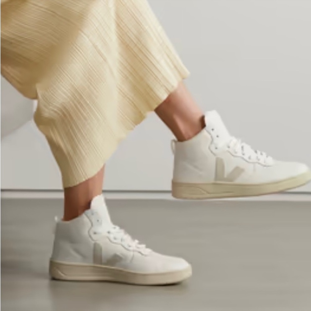 VEJA Minotaur High Top Sneaker size 5 - Picture 2 of 10